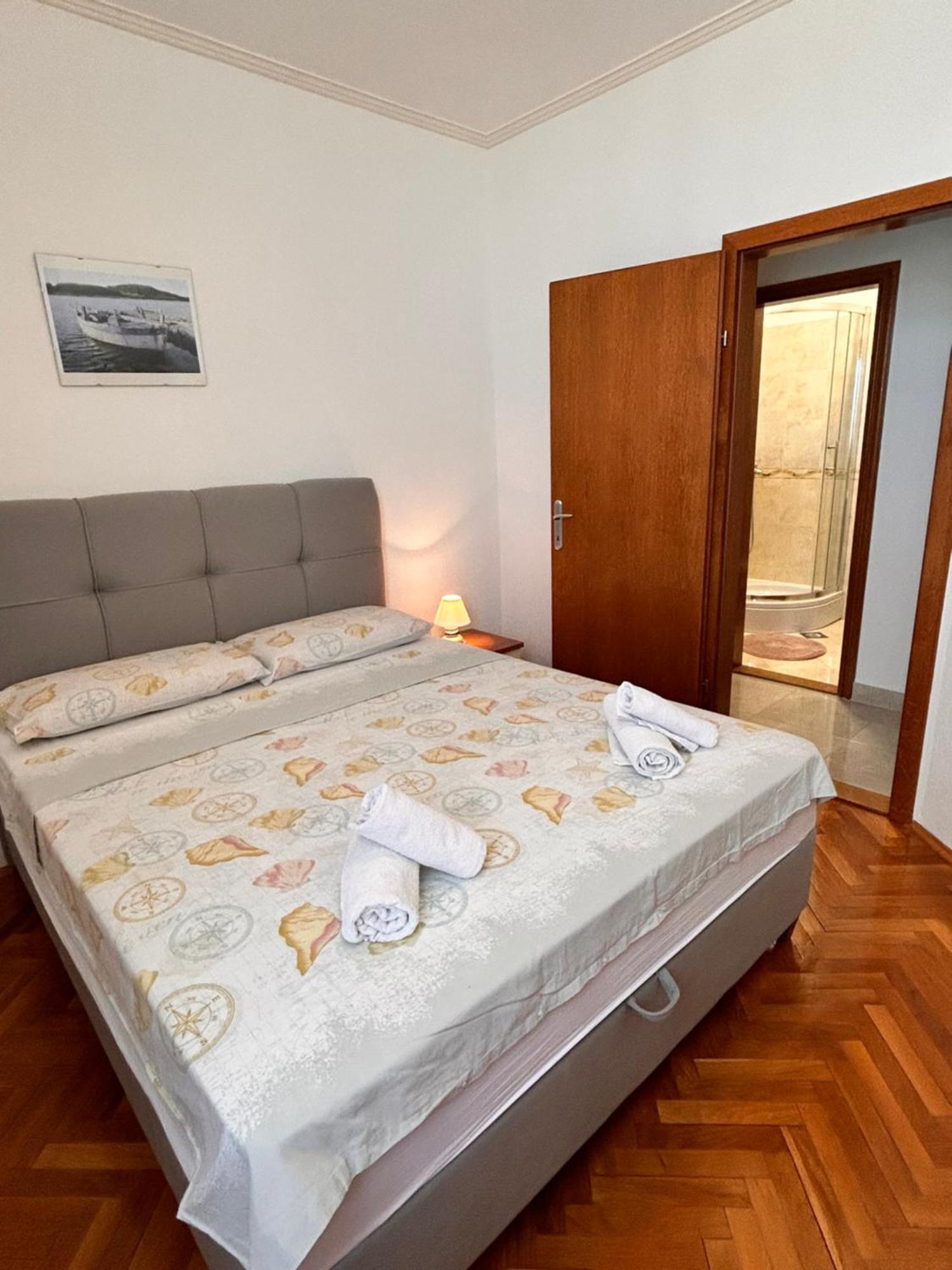 Apartments Plavi Biser Šibenik Esterno foto